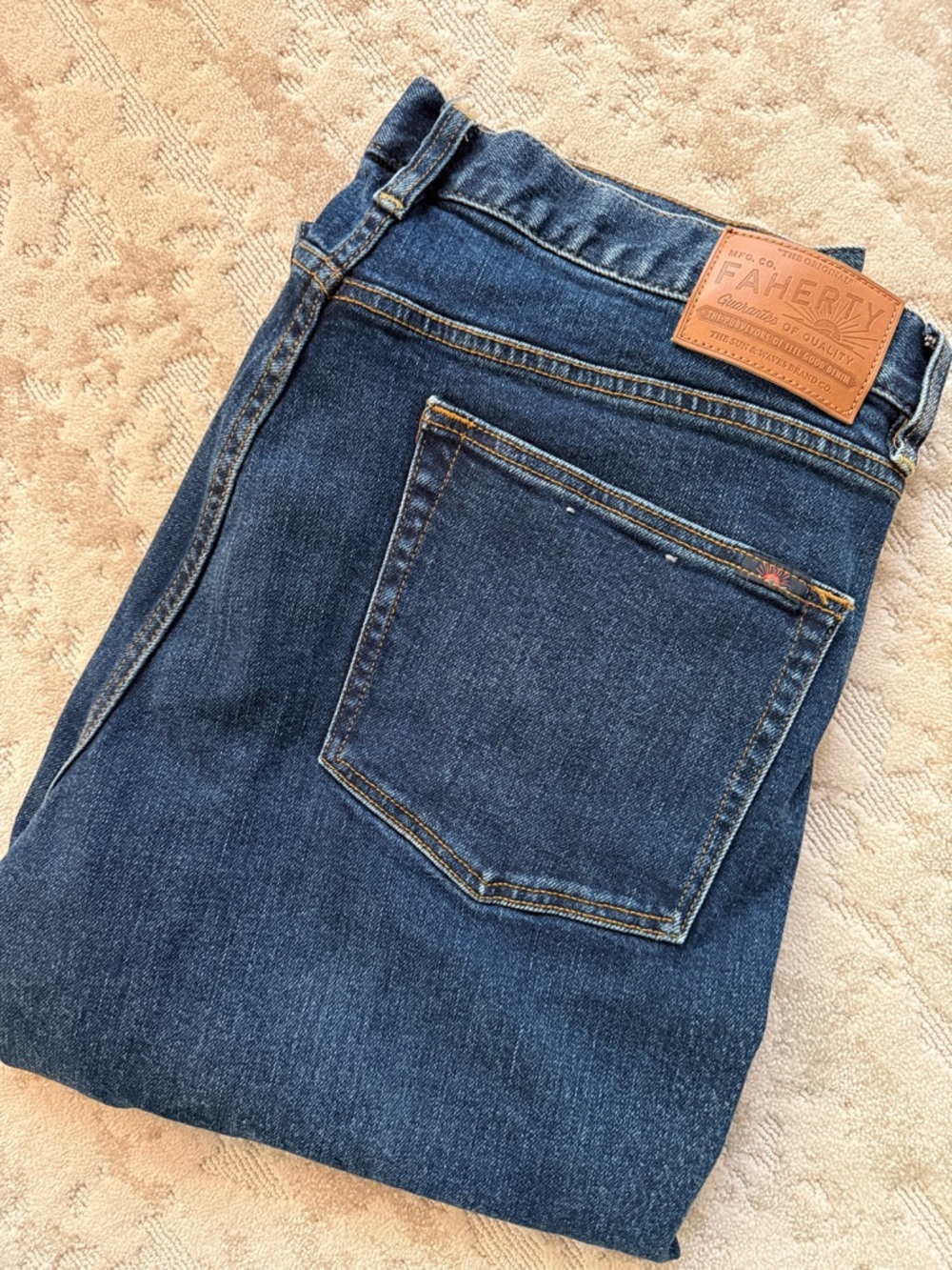 Faherty 35/34 slim jeans- medium wash - organic cotton